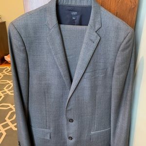 JCrew men’s suit - VGUC or EUC - 40L and 34x34